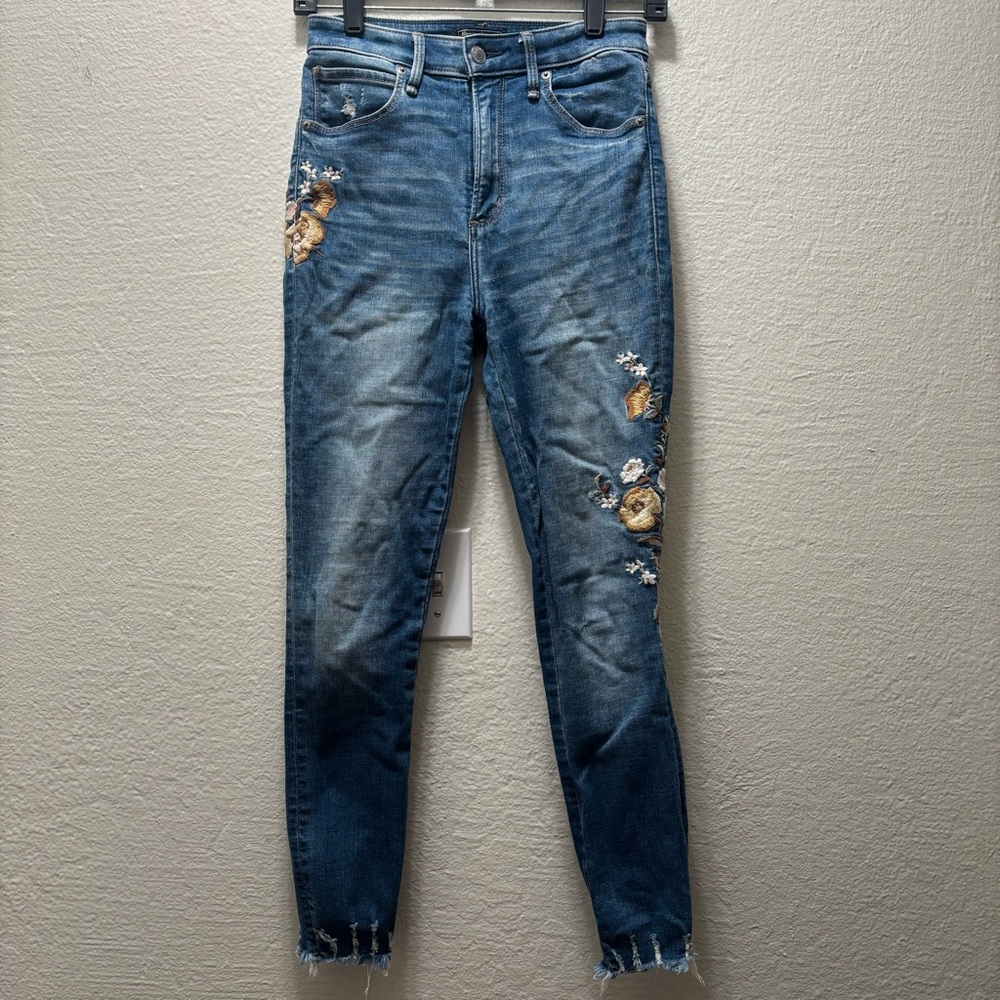 High rise super skinny -Embroidered